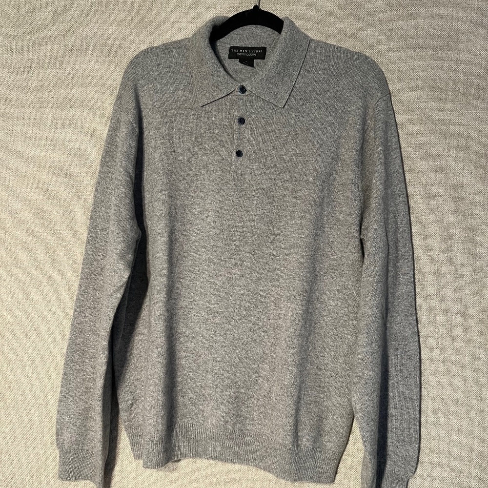 Cashmere Shirt NEW condition, original owner purchased at Bloomingdale’s.